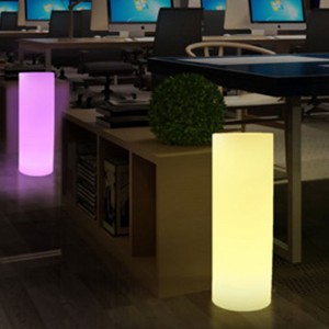 Pot de fleur LED RGBW en résine blanche 40x115cm 7W IP65 Sans fil