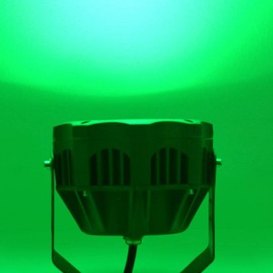 PROJECTEUR LED RGB DE SOL Extérieur 18W