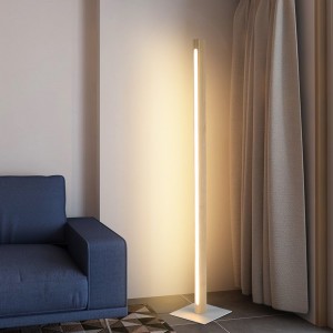 Lampadaire en bois LED
