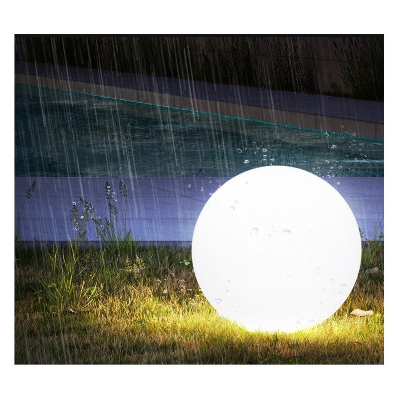 boule lumineuse LED RGBW sans fil 50cm 2,4W IP65 boule lumineuse LED RGBW sans fil 50cm 2,4W IP65