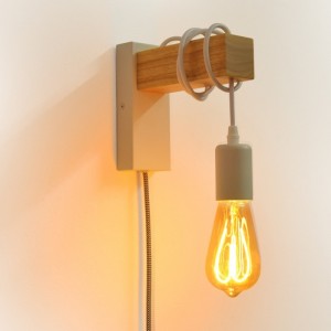 lampe murale en bois