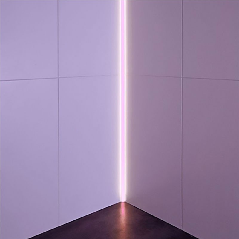 profilé d'angle invisible