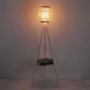 lampadaire avec tablette