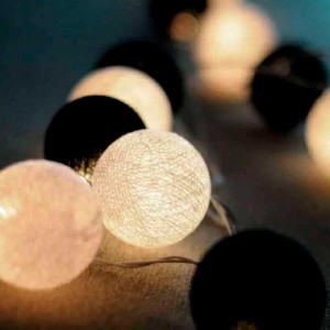 Guirlande LED 20 boules 3mètres IP44 Recharge USB