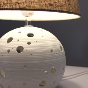 Lampe de table en porcelaine à double éclairage 2x25W E27