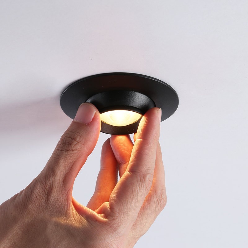 Mini spot avec zoom réglable Mini spot avec zoom réglable