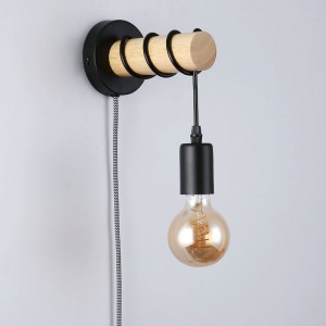 Lampe murale en bois avec interrupteur et prise "MILA"