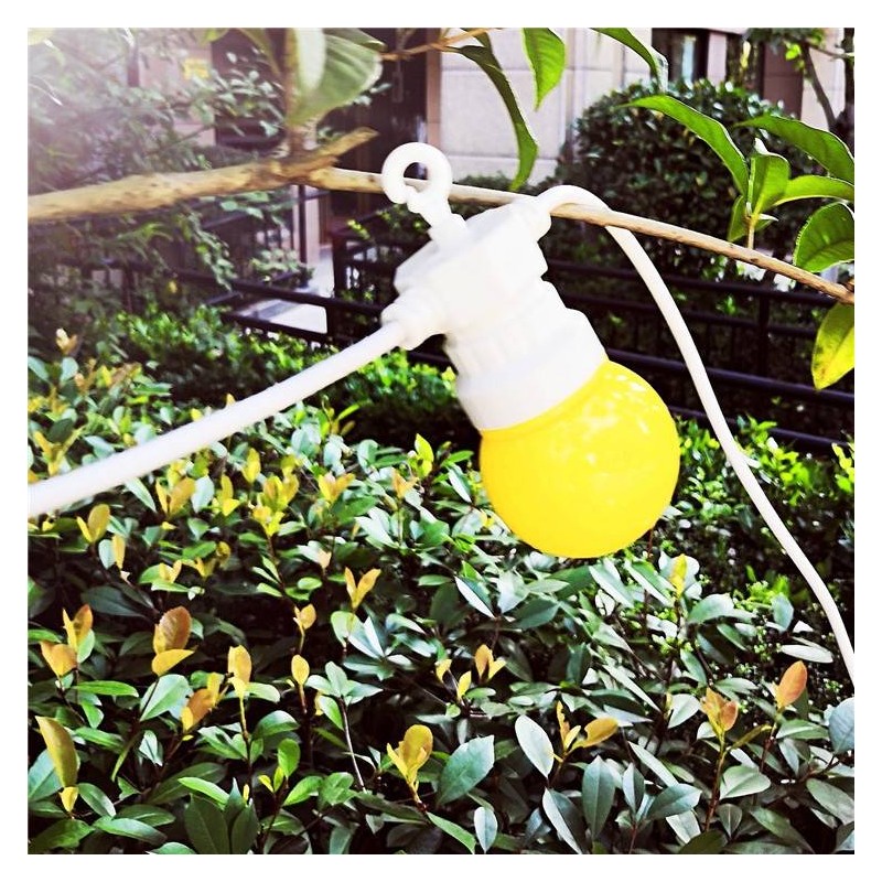 Guirlande LED multicolore fil blanc 10 ampoules LED - 8 mètres