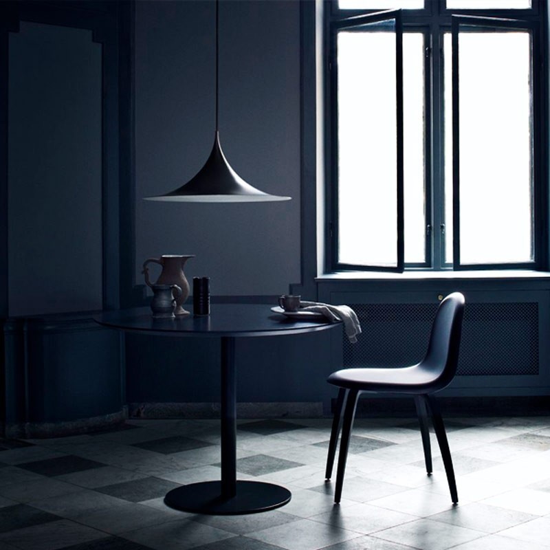 Suspension design "SEMI" en noir, blanc et or E14 Suspension design "SEMI" en noir, blanc et or E14