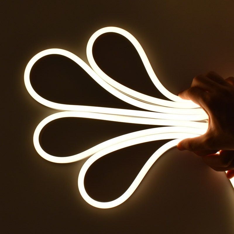 Néon LED flexible 10 mètres 24V 10x18mm IP67 - Kit complet Néon LED flexible 10 mètres 24V 10x18mm IP67 - Kit complet