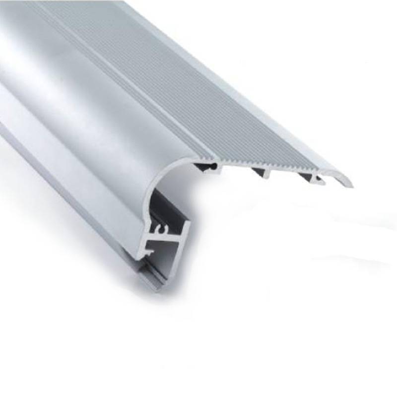 Profilé aluminium pour marche escalier 80x50mm (2 m)
