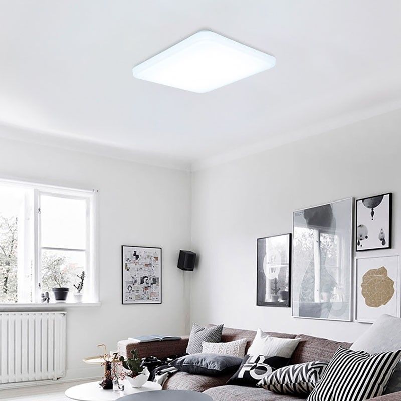 Il s'intègre discrètement dans la décoration de la pièce Il s'intègre discrètement dans la décoration de la pièce