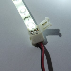 Connecteur ruban à ruban LED 8mm avec câble