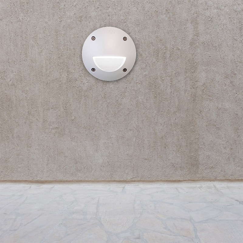 Balise pour illuminer les murs