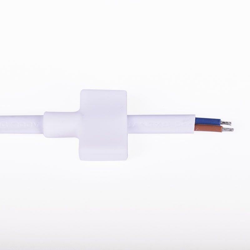 Embout de début pour le passage des câbles