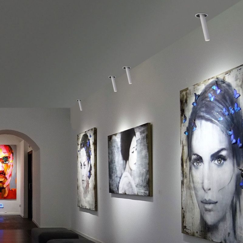 Spot avec lumière dirigée Spot avec lumière dirigée