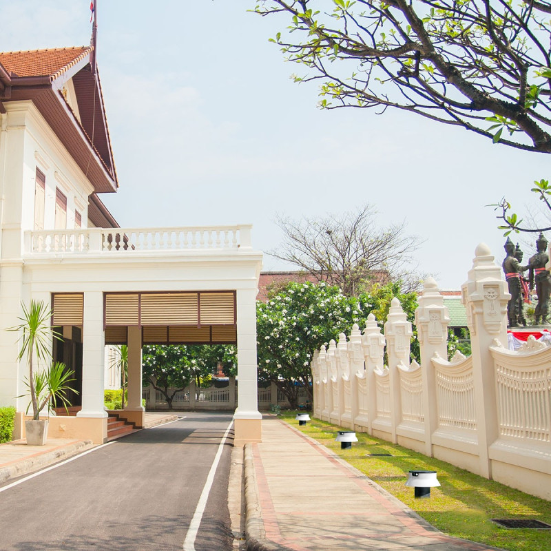 Borne de jardin solaire à LED Borne de jardin solaire à LED