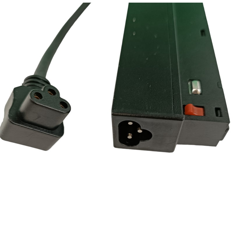 Boitier du bloc d'alimentation et câble