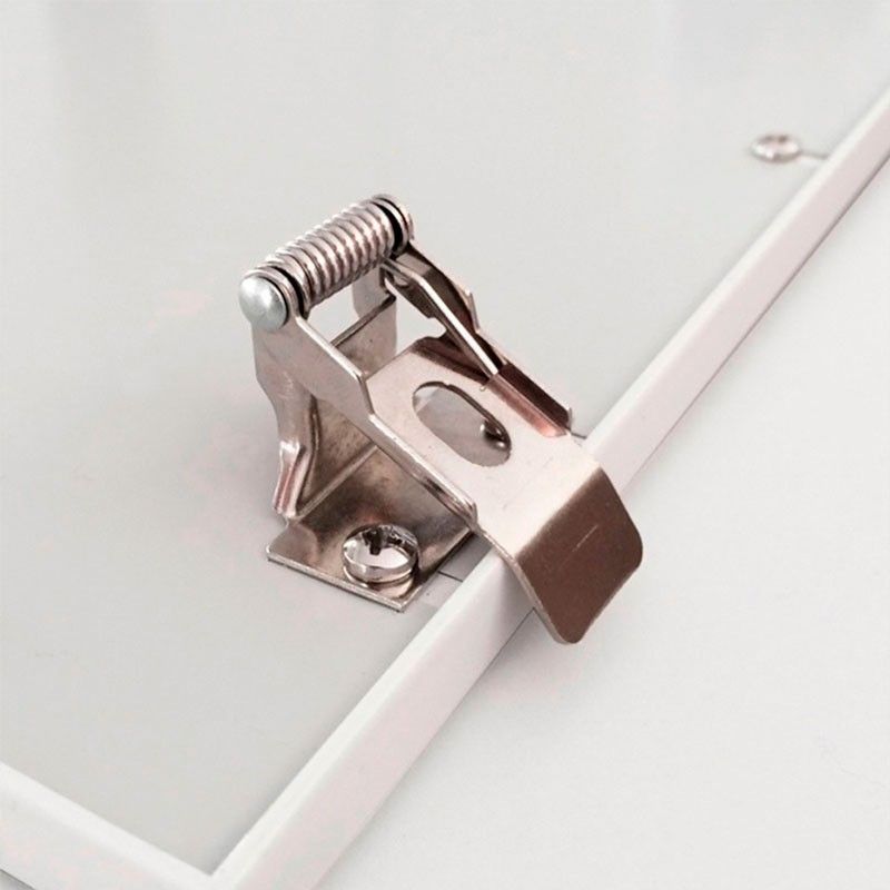 Agrafes d'encastrement