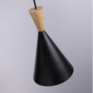 Lampe en forme conique en métal en bois