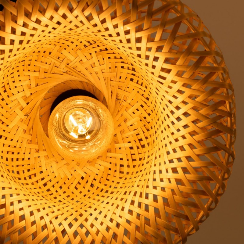 Son aura diffuse largement la lumière, Son aura diffuse largement la lumière,