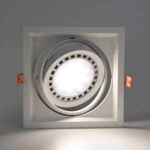 Cardan aluminium pour une ampoule QR111 LED Basculable 175x175 mm