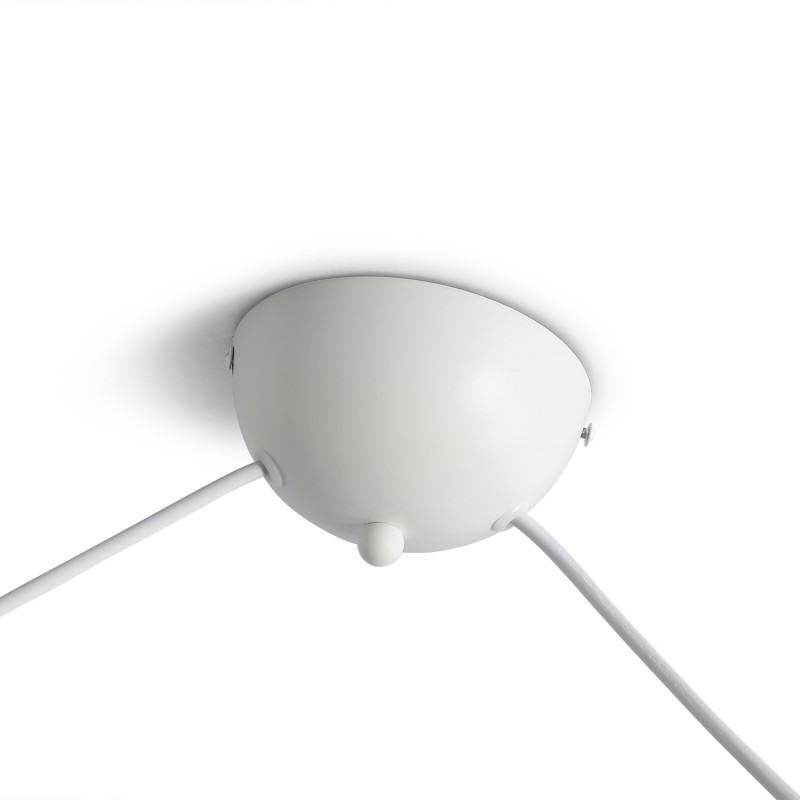 Rosace centrale permettant d'ajuster la hauteur des luminaires Rosace centrale permettant d'ajuster la hauteur des luminaires