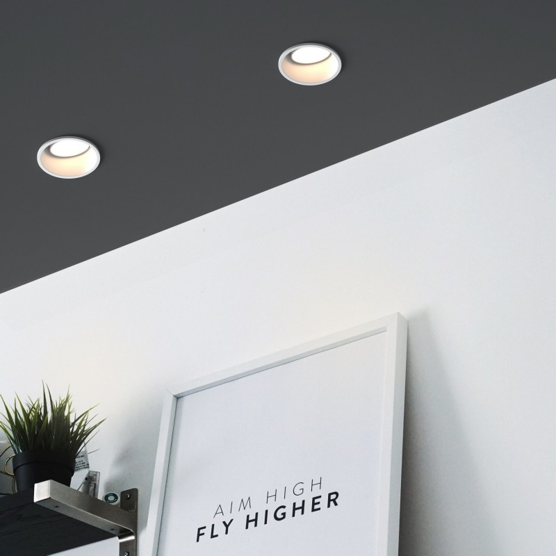 KIT Collerette spot encastrable Ø93mm (blanc) + Ampoule GU10 5,4W + Douille KIT Collerette spot encastrable Ø93mm (blanc) + Ampoule GU10 5,4W + Douille