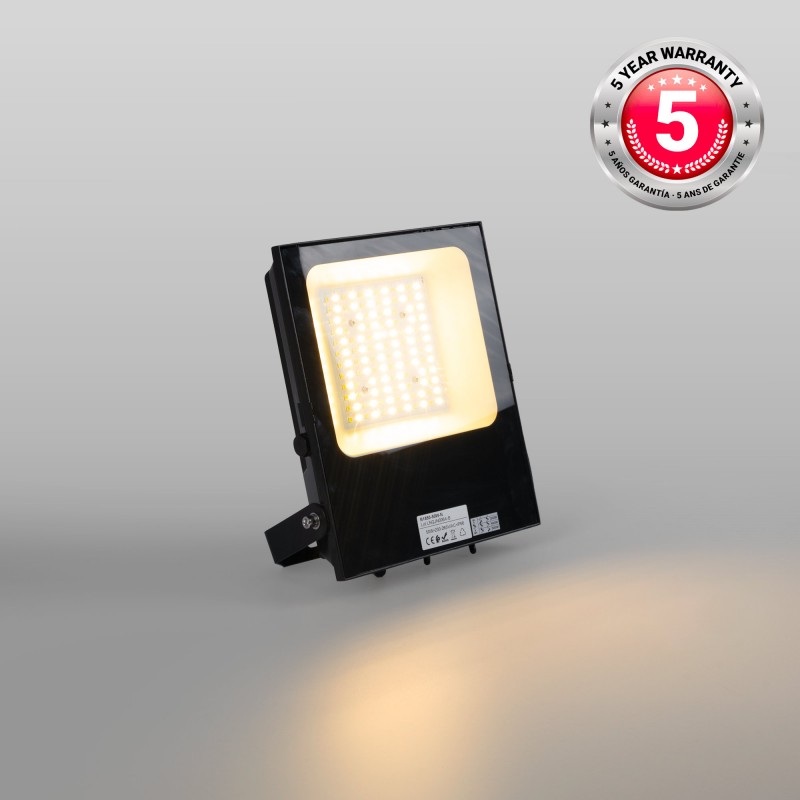 Projecteur LED extérieur 50W CCT - Série "PRO" - 110lm/W - IP66 | projecteurs led Projecteur LED extérieur 50W CCT - Série "PRO" - 110lm/W - IP66 | projecteurs led