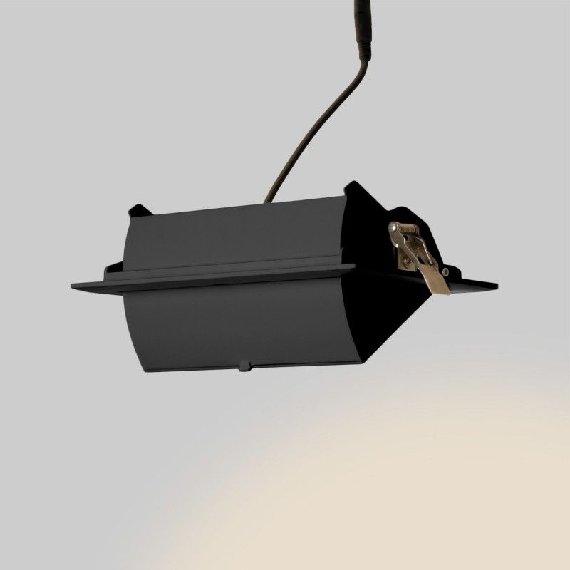 Spot LED directionnel rectangulaire - CCT - 38W - Noir - 120° Driver LIFUD Spot LED directionnel rectangulaire - CCT - 38W - Noir - 120° Driver LIFUD