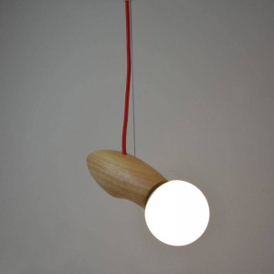 Eclairage LED suspendu original