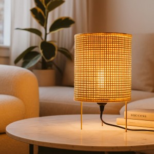 Lampe à poser en osier...