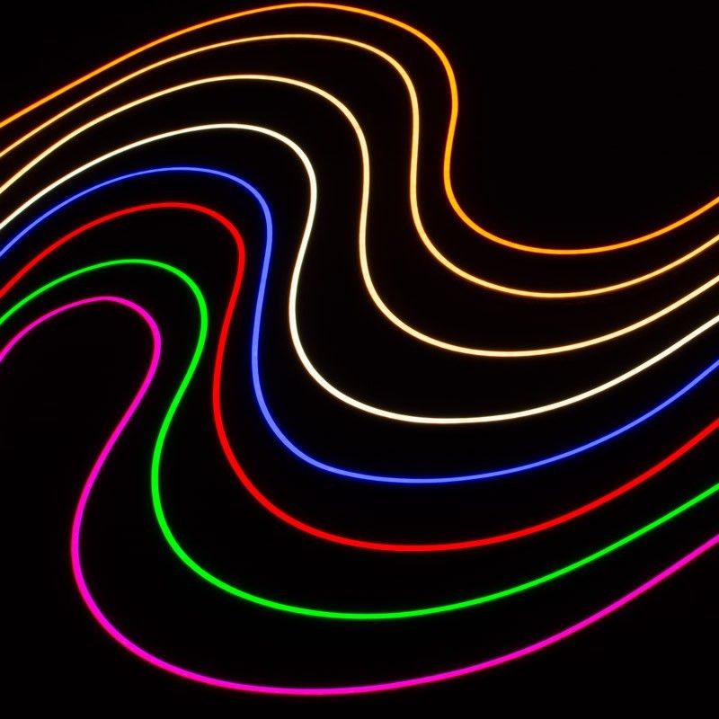 Couleurs du néon : Rouge, vert, bleu, bleu, rose et blancs Couleurs du néon : Rouge, vert, bleu, bleu, rose et blancs