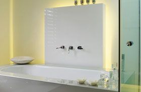 ruban led blanc chaud salle de bain 