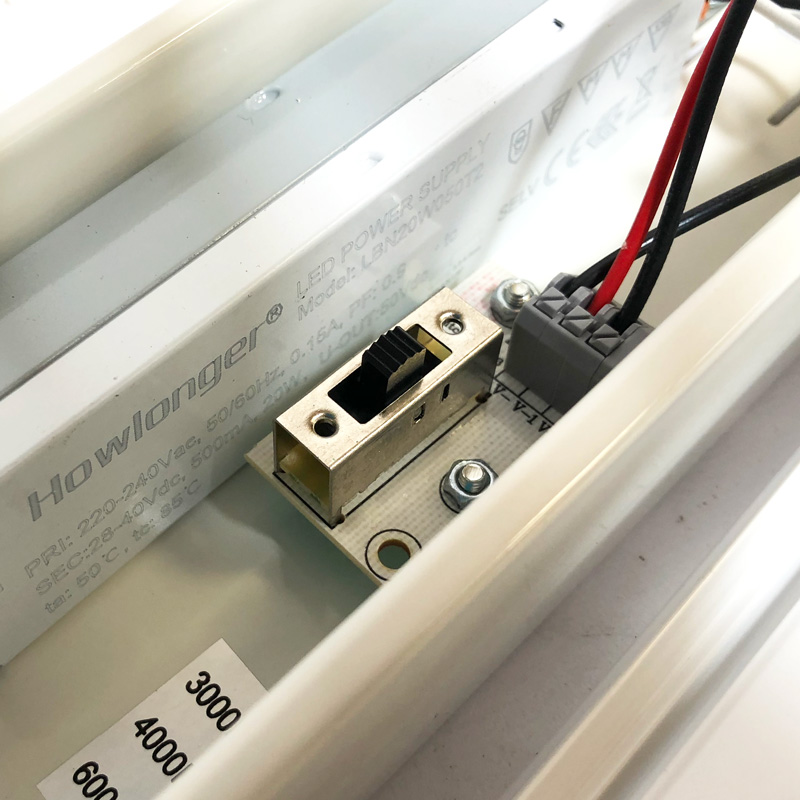 réglette led cct