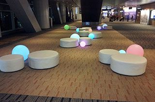 décoration avec boules lumineuses LED