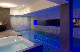 ruban led RGB salle de bain