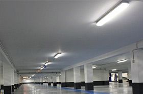 réglette étanche LED parking