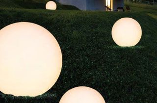 piquet boule lumineuse LED